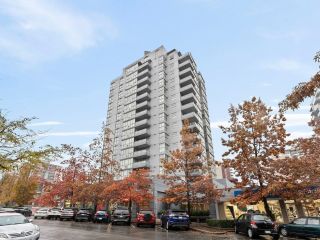 Photo 1: 405 121 W 16TH Street in North Vancouver: Central Lonsdale Condo for sale in "THE SILVA" : MLS®# R2739268