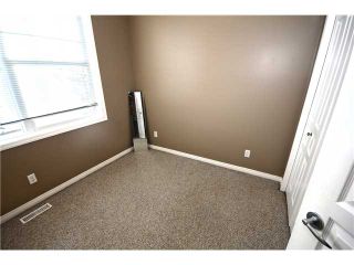 Photo 13: 11 PRESTWICK Common SE in Calgary: McKenzie Towne Townhouse for sale : MLS®# C3642406