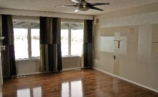 Photo 11: 411 CALDERON CRESCENT in Edmonton: House for sale (Cumberland)  : MLS®# E3282766