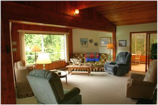 Photo 17: 2312 Lakeview Drive in Blind Bay: Cedar Heights House for sale : MLS®# 10065891