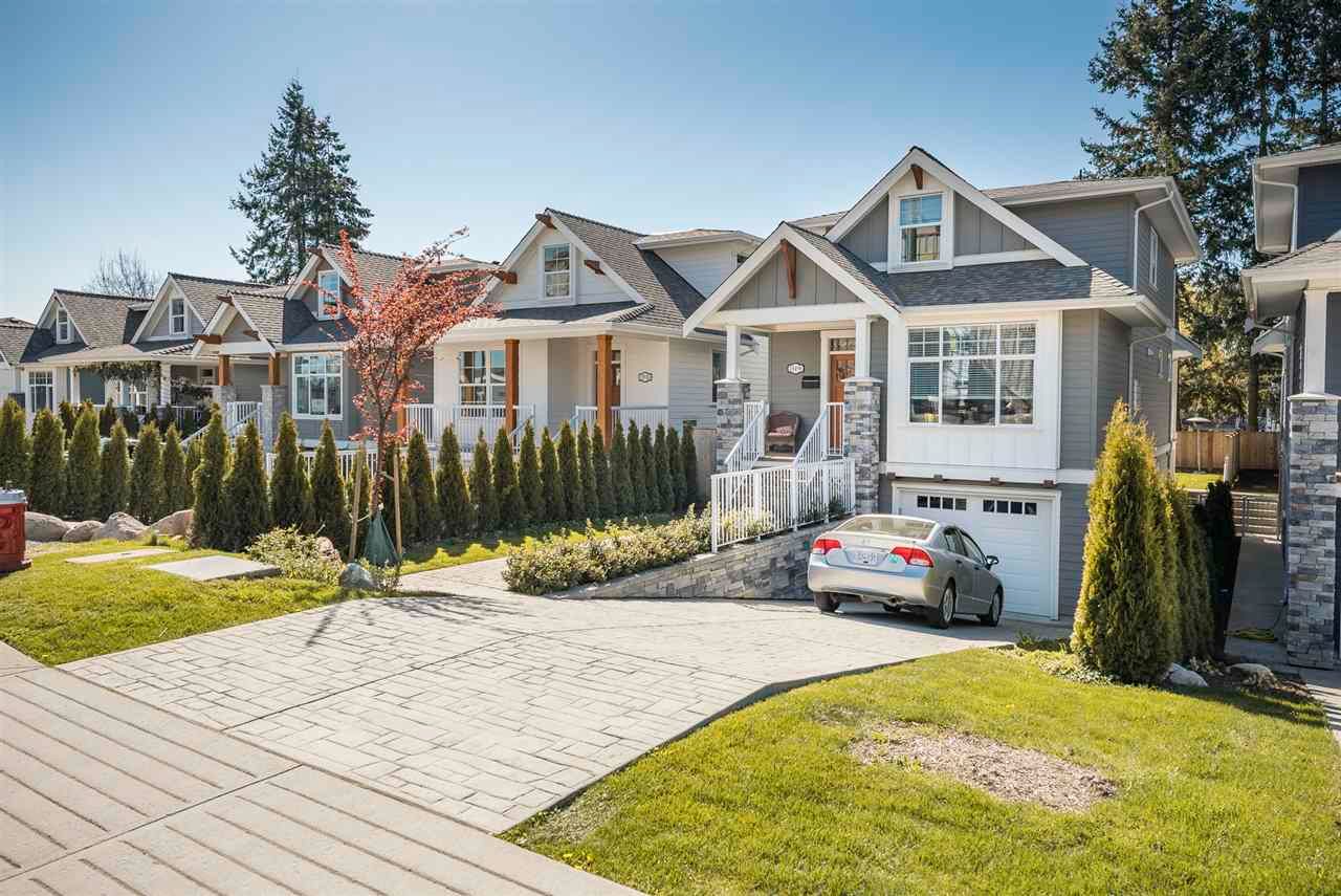 Main Photo: 15498 RUSSELL Avenue: White Rock House for sale (South Surrey White Rock)  : MLS®# R2568948