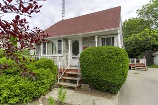 Photo 2: 372 Campbell Street in Cobourg: House for sale : MLS®# X6768378