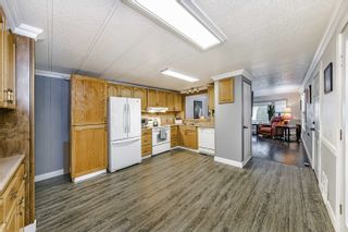Photo 10: 52 15875 20 Avenue in Surrey: King George Corridor Manufactured Home for sale in "SEA RIDGE BAYS" (South Surrey White Rock)  : MLS®# R2836536