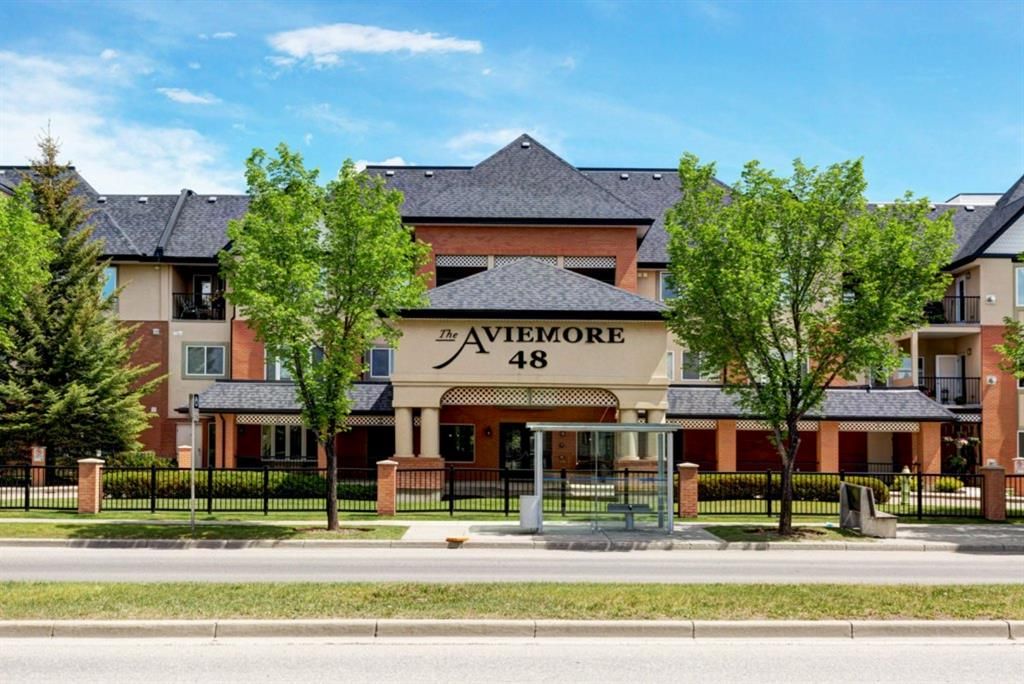 Main Photo: 2126 48 Inverness Gate SE in Calgary: McKenzie Towne Apartment for sale : MLS®# A1228208