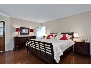 Photo 7: 7853 MEADOWOOD Close in Burnaby: Forest Hills BN House for sale (Burnaby North)  : MLS®# V976324