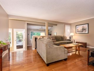 Photo 6: 1741 RUFUS Drive in North Vancouver: Westlynn Townhouse for sale in "Concorde Place" : MLS®# R2744971