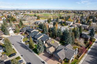 Photo 5: 8 Woodacres Place SW in Calgary: Woodbine Detached for sale : MLS®# A2088604