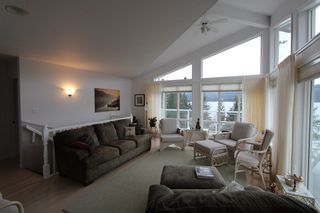 Photo 2: 7851 Squilax Anglemont Road in Anglemont: North Shuswap House for sale (Shuswap)  : MLS®# 10093969