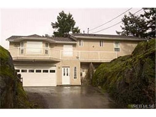 Main Photo:  in VICTORIA: La Florence Lake House for sale (Langford)  : MLS®# 424332