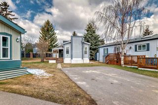 Photo 2: 3207 Burroughs Manor NE in Calgary: Monterey Park Mobile for sale : MLS®# A2124328