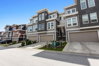 Photo 3: 18 8370 202B Street in Langley: Willoughby Heights Townhouse for sale in "Kesigton Lofts" : MLS®# R2897171