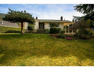 Photo 2: 4378 CHEVIOT Road in North Vancouver: Forest Hills NV House for sale : MLS®# V1111023