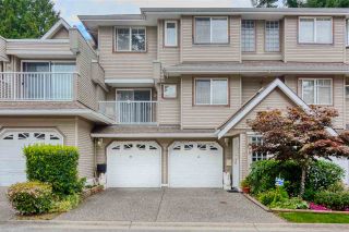 Photo 1: 18 8289 121A Street in Surrey: Queen Mary Park Surrey Townhouse for sale in "KENNEDY  WOODS" : MLS®# R2396850