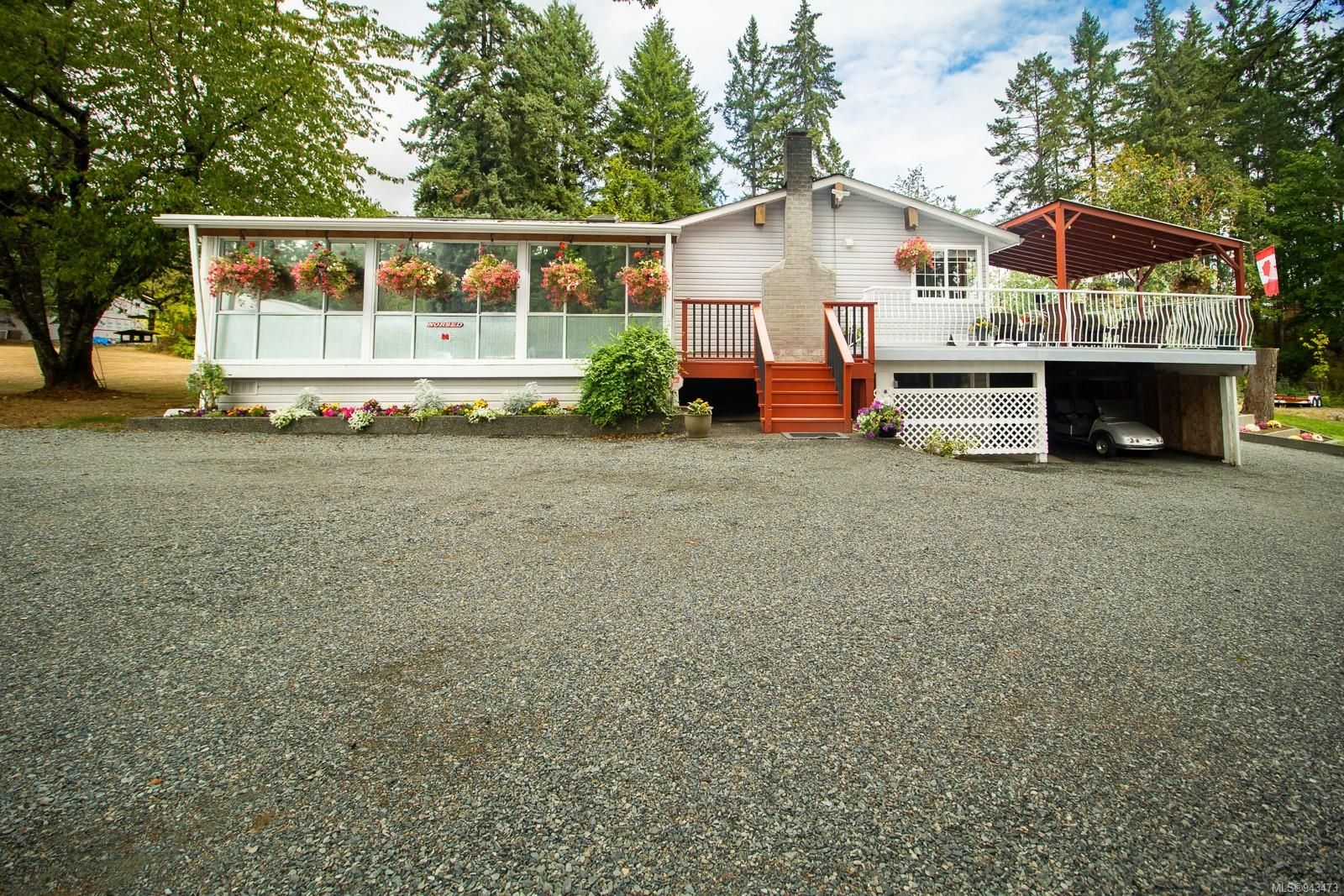 Main Photo: 2030 Minetown Rd in Nanaimo: Na Extension House for sale : MLS®# 943473