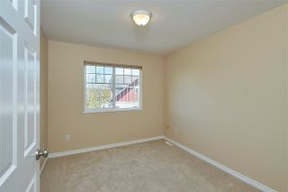 Photo 15: 11 1108 RIVERSIDE Close in Port Coquitlam: Riverwood Townhouse for sale in "HERITAGE MEADOWS" : MLS®# R2359716