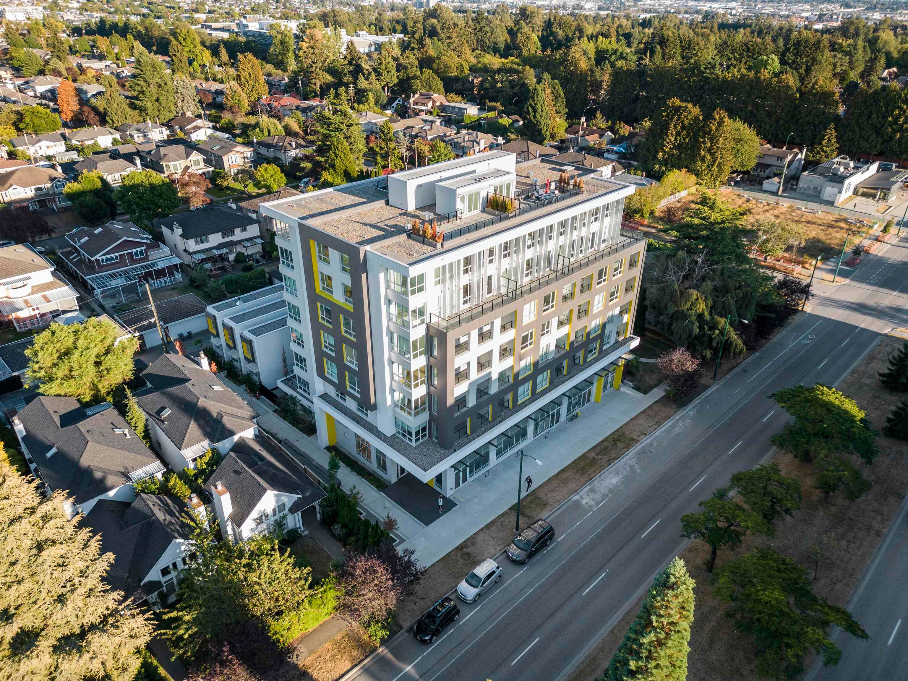 Main Photo: 705 6328 CAMBIE Street in Vancouver: Oakridge VW Condo for sale in "Park Station" (Vancouver West)  : MLS®# R2723953