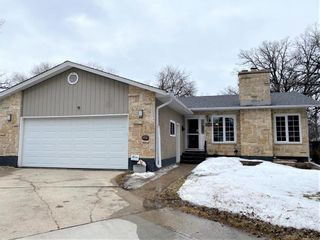 Photo 1: 400 Wallasey Street in Winnipeg: Silver Heights Residential for sale (5F)  : MLS®# 202104165