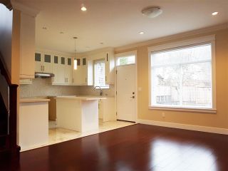Photo 5: 4866 MOSS Street in Vancouver: Collingwood VE House for sale (Vancouver East)  : MLS®# R2227855