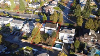Photo 3: 1277 HOLDOM Avenue in Burnaby: Parkcrest House for sale (Burnaby North)  : MLS®# R2833862