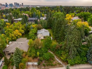 Photo 3: 2222 12 Street SW in Calgary: Upper Mount Royal Detached for sale : MLS®# A2055376