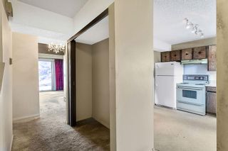 Photo 4: 19 4940 39 Avenue SW in Calgary: Glenbrook Row/Townhouse for sale : MLS®# A2035155