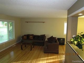 Photo 5: 213 DURHAM Drive in Regina: Whitmore Park Single Family Dwelling for sale (Regina Area 05)  : MLS®# 468880