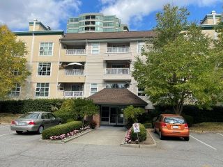 Photo 1: 110 10038 150 Street in Surrey: Guildford Condo for sale in "Mayfield Green" (North Surrey)  : MLS®# R2725509