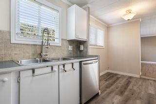 Photo 6: 23 31313 LIVINGSTONE Avenue in Abbotsford: Abbotsford West Manufactured Home for sale in "Paradise Park" : MLS®# R2860097