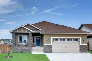 Photo 1: 642 West Highland Crescent: Carstairs Detached for sale : MLS®# A1235935