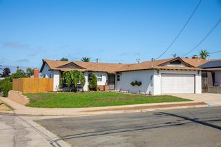Photo 1: CLAIREMONT House for sale : 3 bedrooms : 3502 Accomac Ave in San Diego