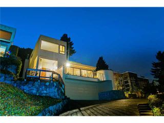 Main Photo: 945 ESQUIMALT Avenue in West Vancouver: Ambleside House for sale : MLS®# V992788