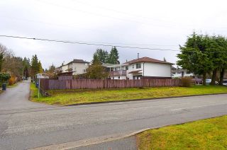 Photo 12: 835 GROVER AVENUE in Coquitlam: Coquitlam West House for sale : MLS®# R2147676