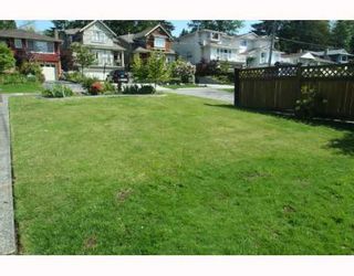 Photo 10: 2665 VIOLET Street in North_Vancouver: Blueridge NV House for sale (North Vancouver)  : MLS®# V768163
