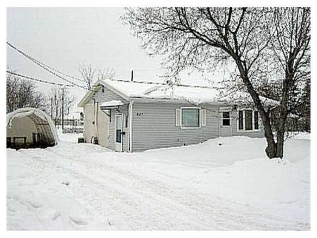 Main Photo: 401 NETLEY Avenue in SELKIRK: City of Selkirk Residential for sale (Winnipeg area)  : MLS®# 2502353