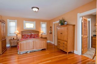 Photo 14: 117 Bushby St in Victoria: Vi Fairfield West House for sale : MLS®# 583020