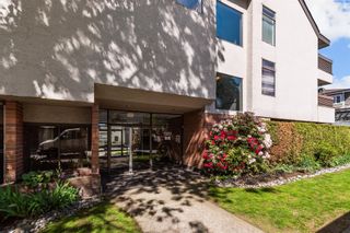 Main Photo: 201 1977 STEPHENS Street in Vancouver: Kitsilano Condo for sale (Vancouver West)  : MLS®# R2882885