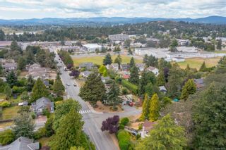 Photo 4: 1198 Reynolds Rd in Saanich: SE Maplewood House for sale (Saanich East)  : MLS®# 914478