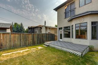 Photo 3: 4339 2 Street NW in Calgary: Highland Park Semi Detached for sale : MLS®# A1134086