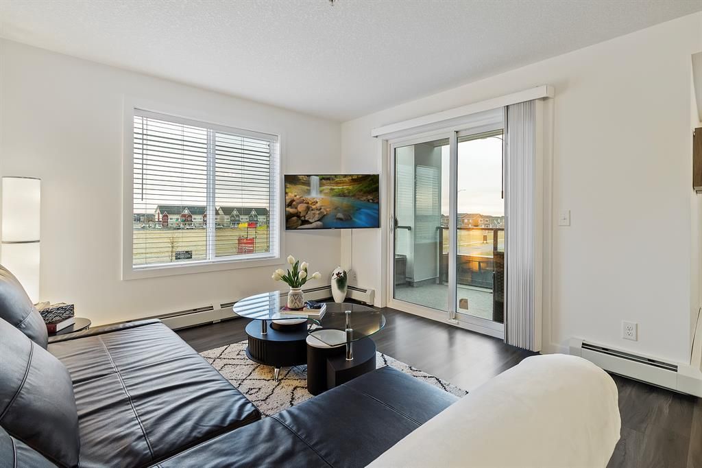 Main Photo: 1316 4641 128 Avenue NE in Calgary: Skyview Ranch Apartment for sale : MLS®# A2004959