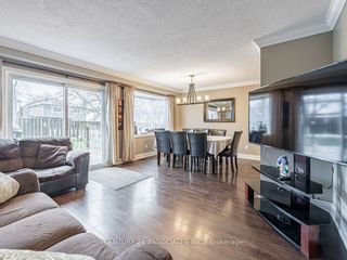 Photo 4: 2725 Gananoque Drive in Mississauga: Meadowvale House (2-Storey) for sale : MLS®# W8202874