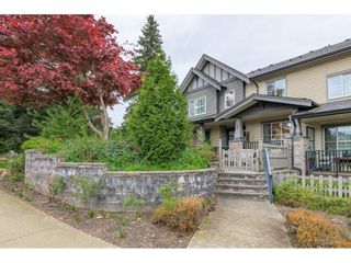Photo 2: 2 9525 204 Street in Langley: Walnut Grove Townhouse for sale in "TIME" : MLS®# R2687358