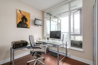 Photo 15: 703 1333 W 11TH Avenue in Vancouver: Fairview VW Condo for sale in "Sakura" (Vancouver West)  : MLS®# R2179532
