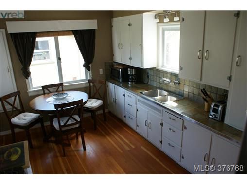 Photo 5: Photos: 171 Cadillac Ave in VICTORIA: SW Gateway House for sale (Saanich West)  : MLS®# 756411