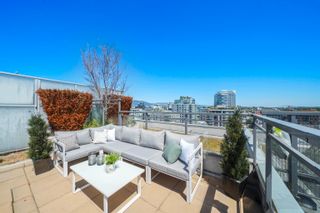 Photo 7: 1601 89 W 2ND Avenue in Vancouver: False Creek Condo for sale in "Pinnacle Living False Creek" (Vancouver West)  : MLS®# R2786198