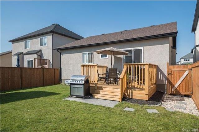 Photo 16: Photos:  in Winnipeg: Canterbury Park Residential for sale (3M) 
