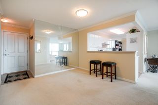 Photo 8: 1303 6611 SOUTHOAKS Crescent in Burnaby: Highgate Condo for sale in "Gemini 1" (Burnaby South)  : MLS®# R2523037
