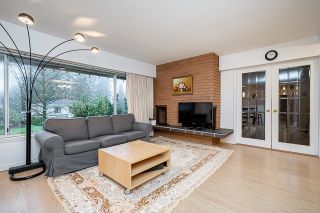 Photo 2: 1802 HARBOUR Drive in Coquitlam: Harbour Place House for sale : MLS®# R2836930