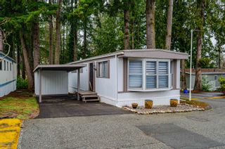 Photo 1: 72 24330 FRASER Highway in Langley: Otter District Manufactured Home for sale in "Langley Grove Estates" : MLS®# R2748626
