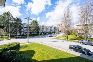 Photo 14: 204 20420 54 Avenue in Langley: Langley City Condo for sale : MLS®# R2762829