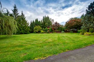 Photo 2: 26200 127 Avenue in Maple Ridge: Websters Corners House for sale in "Whispering Falls" : MLS®# R2419966